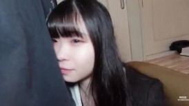 FC2 4724613 限定前 10 人，500 积分！【童颜美乳】火箭奶发射！为梦想而登场的 148cm 影像界专业学生。用娇小的嘴巴吮吸汗淋漓的鸡巴♡ 受不了男人喜欢的身体阴道厚度，所以录了很多中出……
