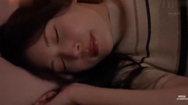 [无码破解]IPZZ-652 我的儿时好友一直很爱我，所以我让她禁欲一个月，在她不在的时候，我们度过了三天苦乐参半的性生活。Tsumugi Akari