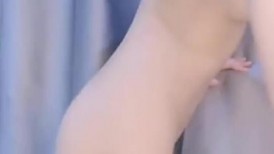 大肉棒抽插白嫩清纯的小学妹，多姿势无套爆操，趴在窗台上被无休止后入捅操3