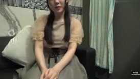 FC2 4760254 ★限时优惠★ 【私拍】清纯的巨乳天使在POV拍摄中发现快感♥ [有]