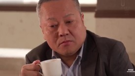 [无码破解]JUR-480 这部小说讲述了一对中年男女在已婚人士交友软件上相识并坠入爱河的故事。两人最终陷入了苦涩的二次恋爱，而这种爱如同咖啡般浓烈。——北条真希