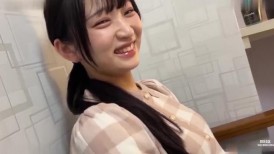 FC2 4770355 [限时3天5折优惠] 与史上最可爱的SSS级少女重逢！！我给她穿上了偶像脸的Cosplay服装，然后我们进行了一场火辣的私密性爱。| FC2 内容市场