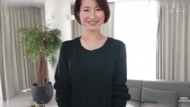 [无码破解]JRZE-263 首次拍摄已婚妇女纪录片《宫下圆》